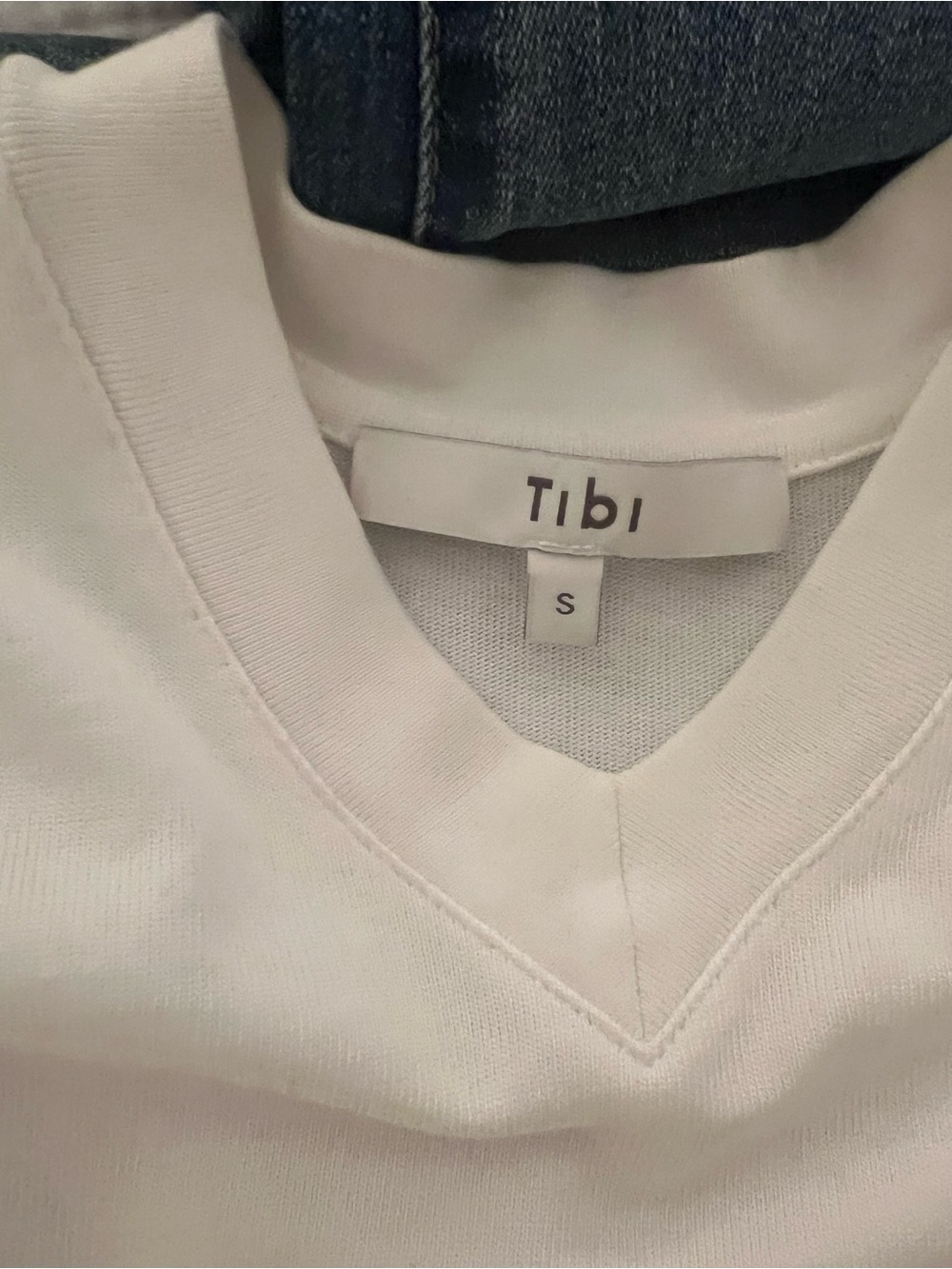 Tibi White Perfect T-Shirt Shrunken V-Neck Cotton [Small] - Picture 5 of 6